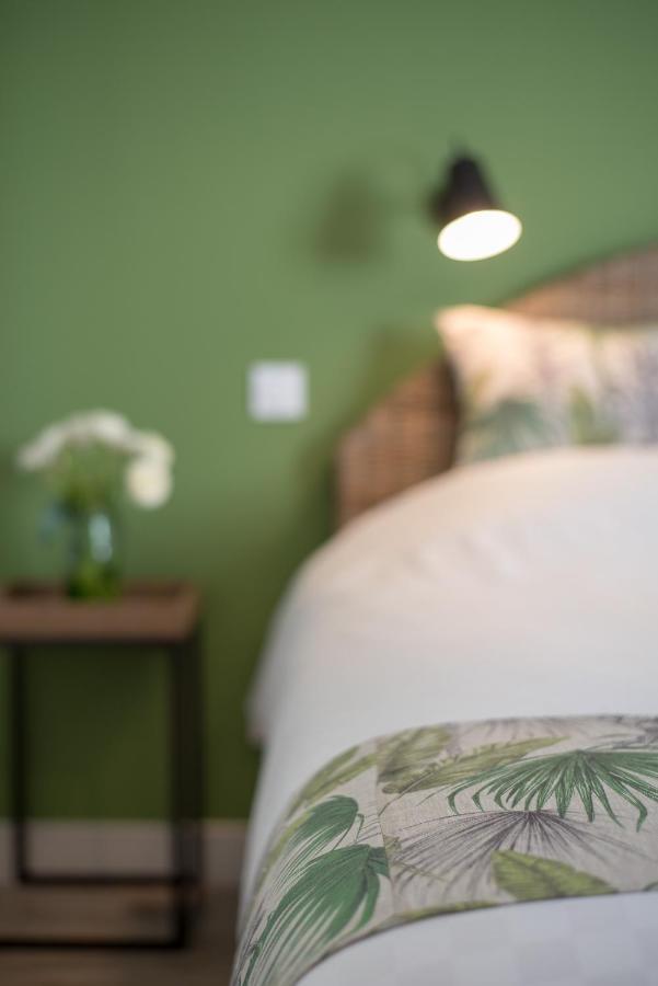 カルカソンヌ Sur Le Quai Bed & Breakfast エクステリア 写真